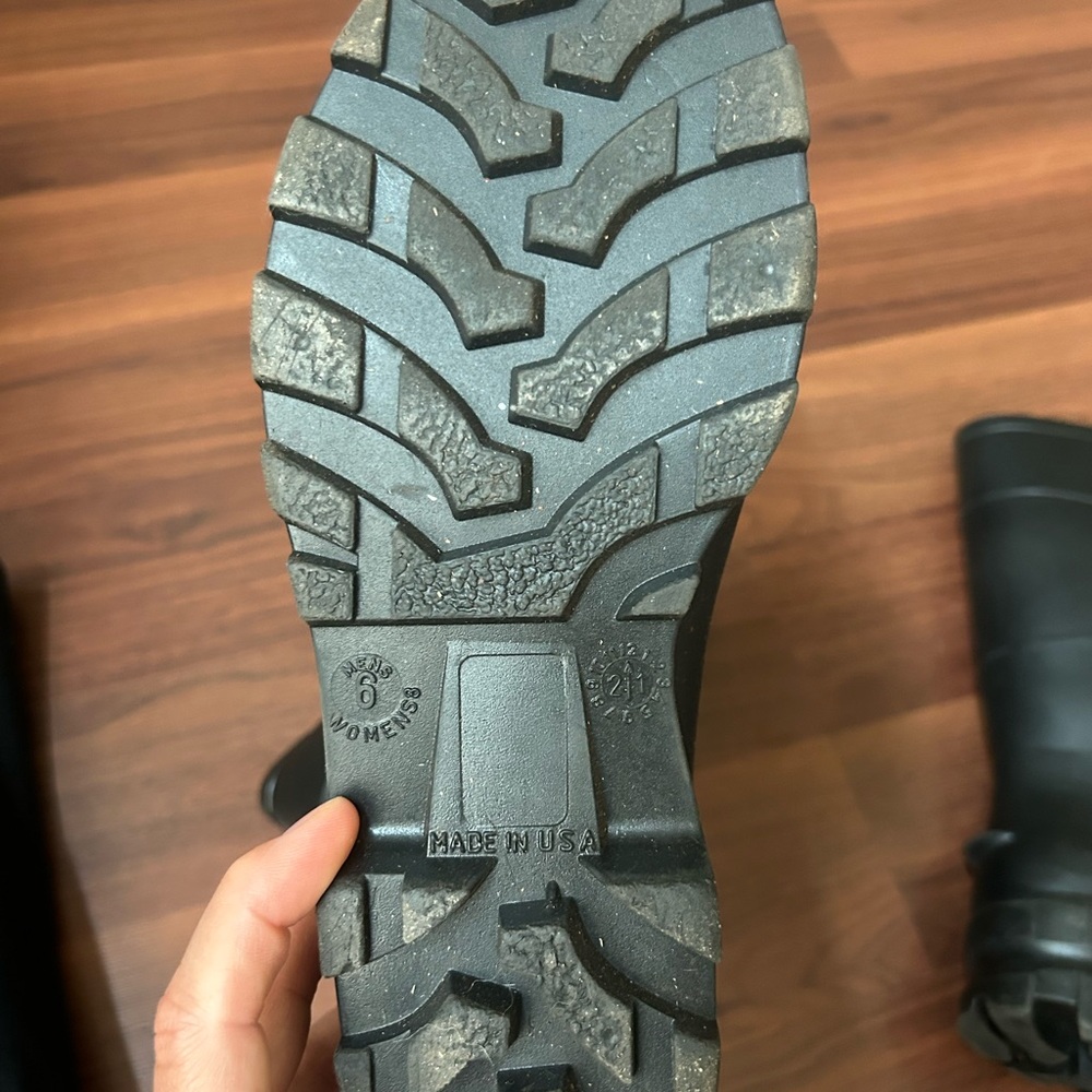 Black Rubber Rain Boots - Picture 2 of 2